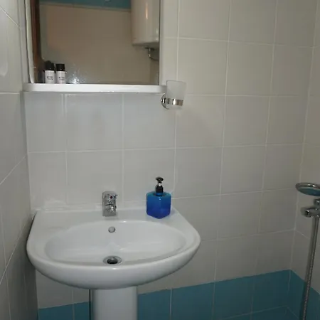 Eleni's House Apartman *