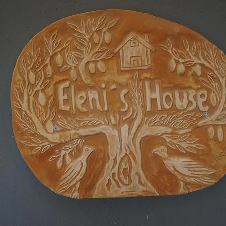 Eleni's House Apartman Néa Fókaia