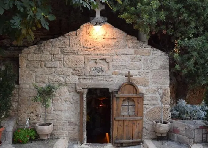 Eleni's House